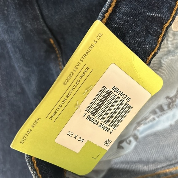 Levi's Men's Blue Jeans - Picture 8 of 8